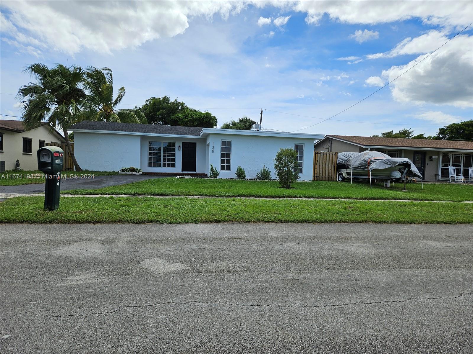 31st Pl, Sunrise, FL 33323