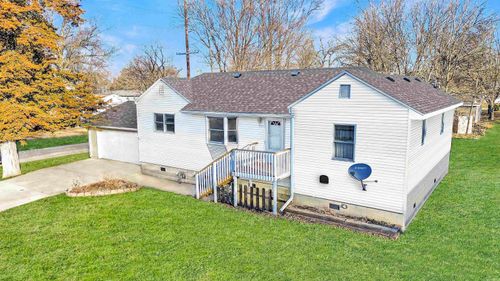 1120 Water St, New Hartford, IA, 50660-7736 | Card Image