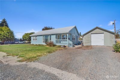 223 W Walnut Street, House other with 3 bedrooms, 1 bathrooms and 1 parking in Waterville WA | Image 2