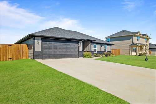 432 Cirrus Cir, Muenster, TX, 76252 | Card Image