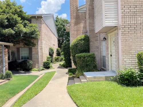 apt-304-3100 Jeanetta St, Houston, TX, 77063-4086 | Card Image