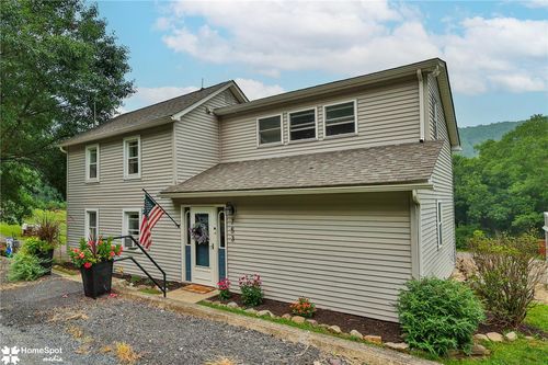 753 Lower Cherry Valley Rd, Stroudsburg, PA, 18360-6808 | Card Image