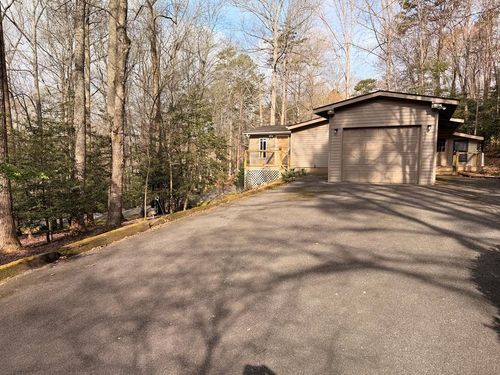 136 Anchorage Dr, Blairsville, GA, 30512-1358 | Card Image