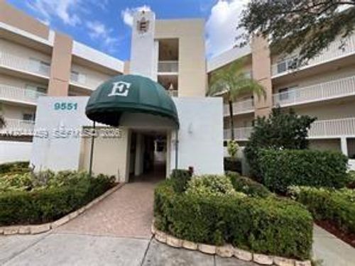 e107-9551 Weldon Cir, Tamarac, FL, 33321-0808 | Card Image