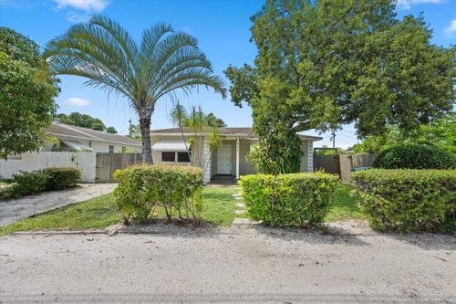 711 E Coast Ave, Lantana, FL, 33462 | Card Image