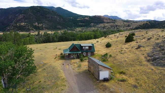 Southwest View - Yellowstone Cabin | Image 17