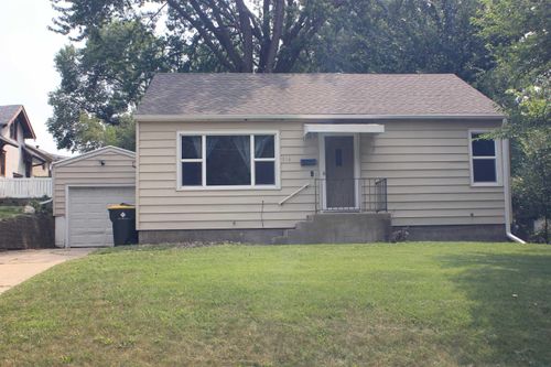 814 34th St, Sioux City, IA, 51104 | Card Image