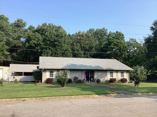 202 Kathryn St, Prescott, AR, 71857-2747 | Card Image