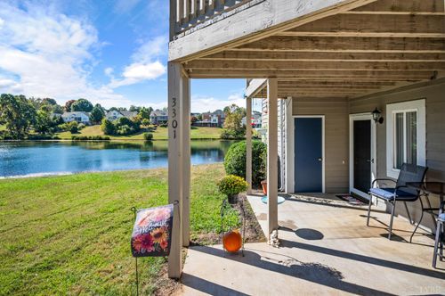 3301 Spinnaker Pt, Forest, VA, 24551-2058 | Card Image