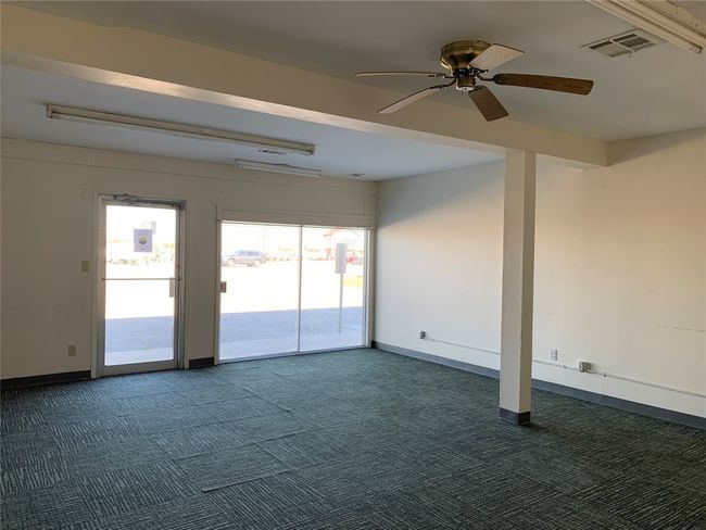 2924 E Austin St, Home with 0 bedrooms, 0 bathrooms and 5 parking in Giddings TX | Image 9