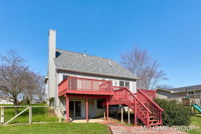 8-web-or-mls-3782-142nd-ave | Image 5