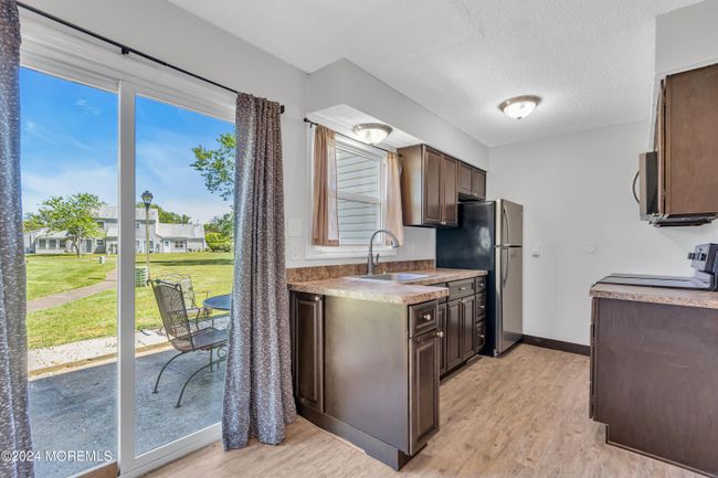 19 S Seas Ct, Condo with 2 bedrooms, 2 bathrooms and null parking in Barnegat NJ | Image 11