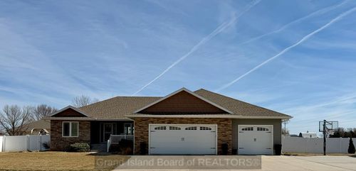 105 South St, Doniphan, NE, 68832-9803 | Card Image