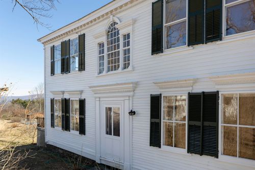 85 Academy Rd, Thetford Ctr, VT, 05075-9049 | Card Image