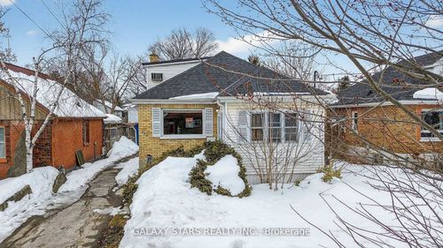 599 Donegal St, Peterborough, ON, K9H4M3 | Card Image