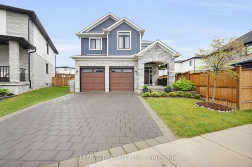 4 Locky Lane, Komoka, ON, N0L1R0 | Card Image