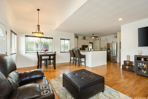 45-107 Waikalua Rd, Kaneohe, HI, 96744-2750 | Card Image