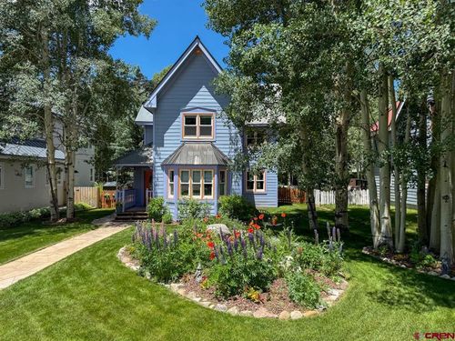 217 Teocalli Ave, Crested Butte, CO, 81224-5651 | Card Image