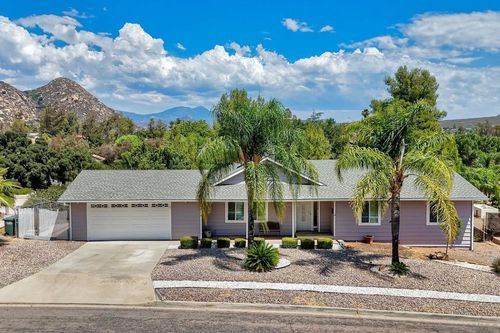 16239 Daza Dr, Ramona, CA, 92065-4610 | Card Image