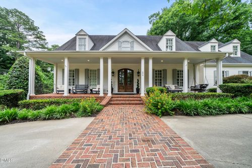656 Aiken Pkwy, Fuquay-Varina, NC, 27526-2074 | Card Image