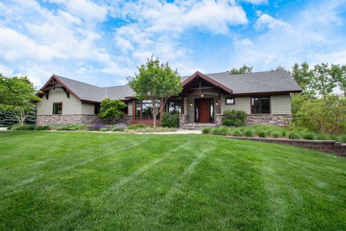 914 Wynstone Dr, Jefferson, SD, 57038-6868 | Card Image
