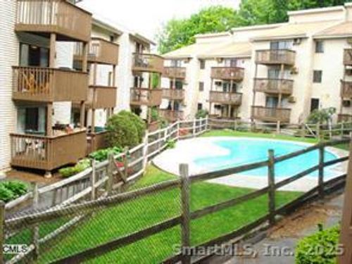 apt-1-38 Padanaram Ave, Danbury, CT, 06811-5605 | Card Image