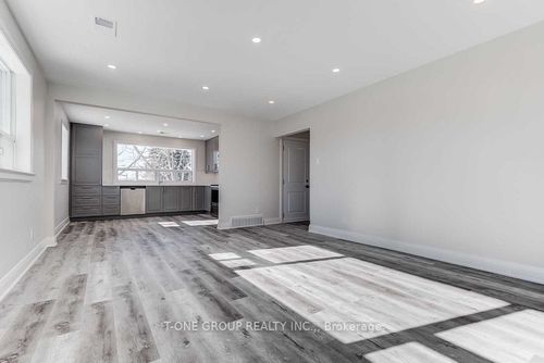 3-60 Rockport Cres, Richmond Hill, ON, L4C2L6 | Card Image