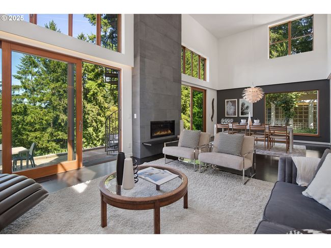 693 Terrace Dr, House other with 4 bedrooms, 4 bathrooms and 5 parking in Lake Oswego OR | Image 14