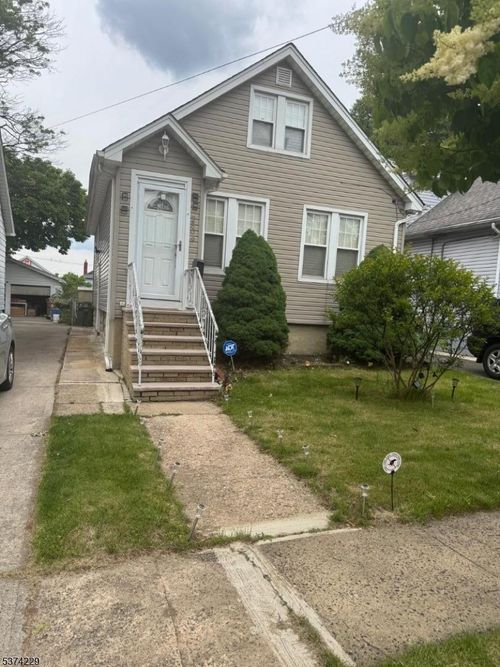 2509 Ogden St, Linden, NJ, 07036-1369 | Card Image