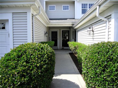 421-421 Northview Ct, Peekskill, NY, 10566-4444 | Card Image