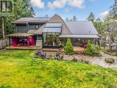 868 Chichester Rd W, House other with 5 bedrooms, 3 bathrooms and 4 parking in Gabriola BC | Image 1