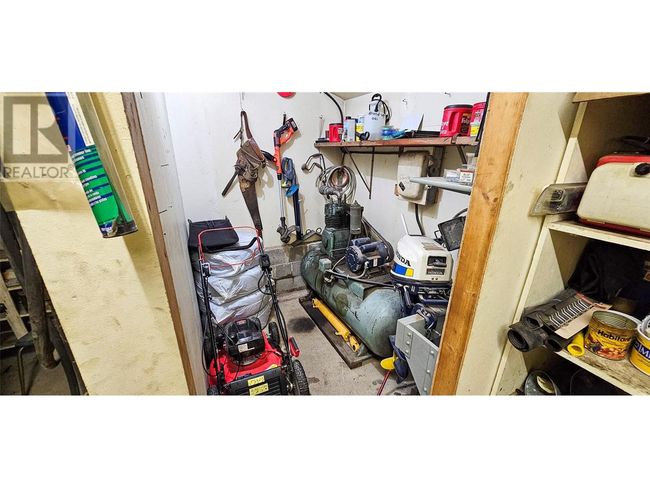 3705 Kahn Rd, House other with 4 bedrooms, 2 bathrooms and null parking in Cranbrook BC | Image 31