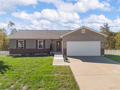 365 Spring Valley Dr, Winfield, MO, 63389-3256 | Card Image