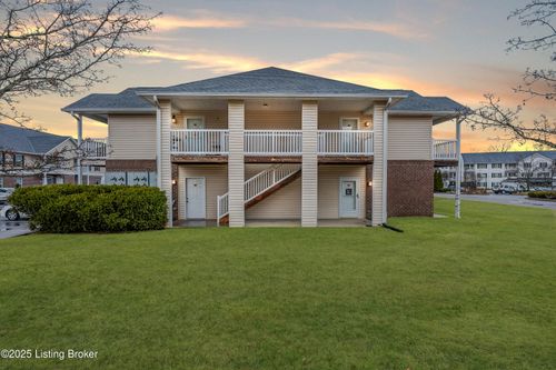 unit-214-9303 Stonestreet Rd, Louisville, KY, 40272-2891 | Card Image