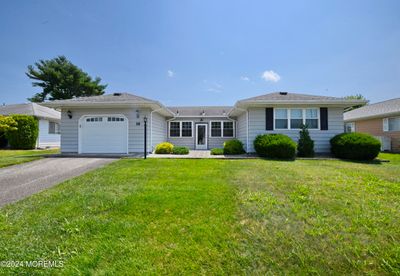 16 Palmetto Point Street, Home with 2 bedrooms, 2 bathrooms and null parking in Berkeley NJ | Image 1