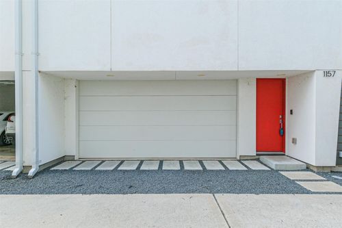 1157 W 18th St, Houston, TX, 77008-3340 | Card Image