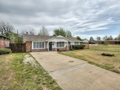 1317 S Miles Ave, El Reno, OK, 73036-5430 | Card Image