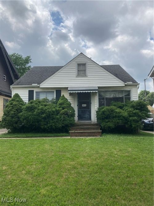 7915 Snow Rd, Parma, OH, 44129-3150 | Card Image