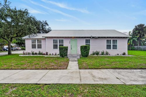 500 54th St, West Palm Beach, FL, 33407-2634 | Card Image