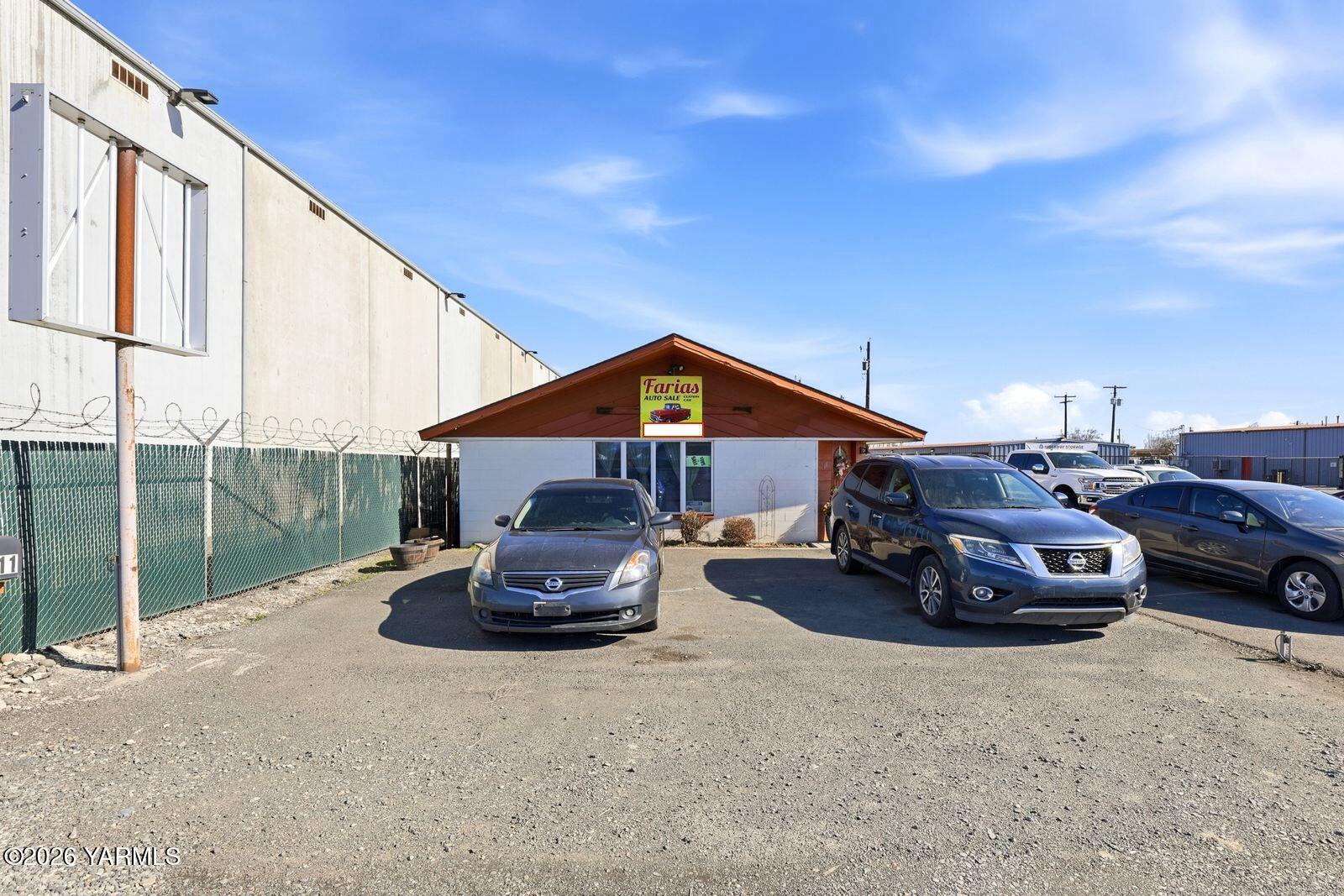 Commercial Sale in Wapato 2