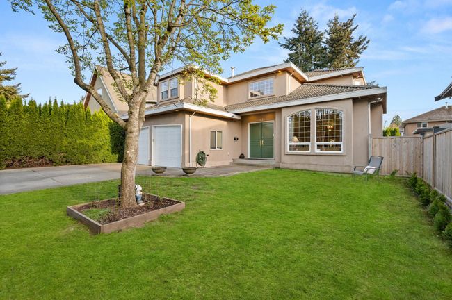 11076 84 Avenue, House other with 5 bedrooms, 3 bathrooms and 4 parking in Delta BC | Image 1
