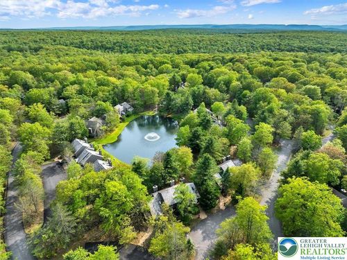 216 Snow Ridge Cir, Lake Harmony, PA, 18624 | Card Image