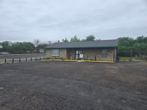 4208 Benbrook Hwy, Fort Worth, TX, 76116-8600 | Card Image