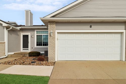 unit-6-7422 Se 23rd St, Des Moines, IA, 50320-9227 | Card Image