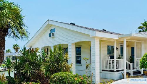 842 W Oyster Dr, Port Isabel, TX, 78578 | Card Image