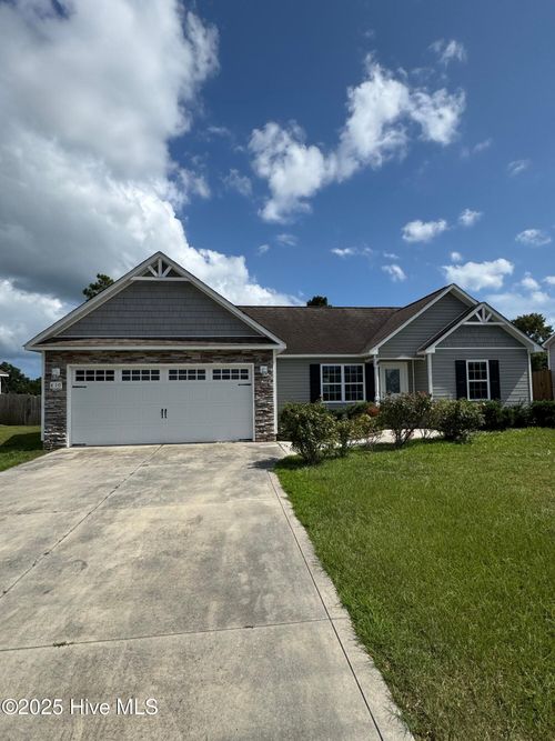 410 Bristol Ln, Hubert, NC, 28539-1501 | Card Image