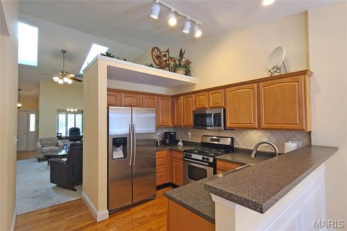 1365 Parkview Estates Dr, Ellisville, MO, 63021-4644 | Card Image