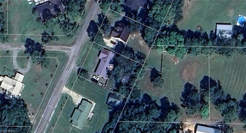 108 Wedgewood Dr, Bonifay, FL, 32425-1313 | Card Image