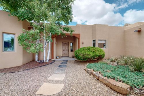 74 Monte Alto Rd, Santa Fe, NM, 87508-8224 | Card Image