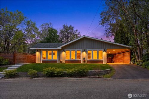 501 N Willow St, Ellensburg, WA, 98926-3254 | Card Image